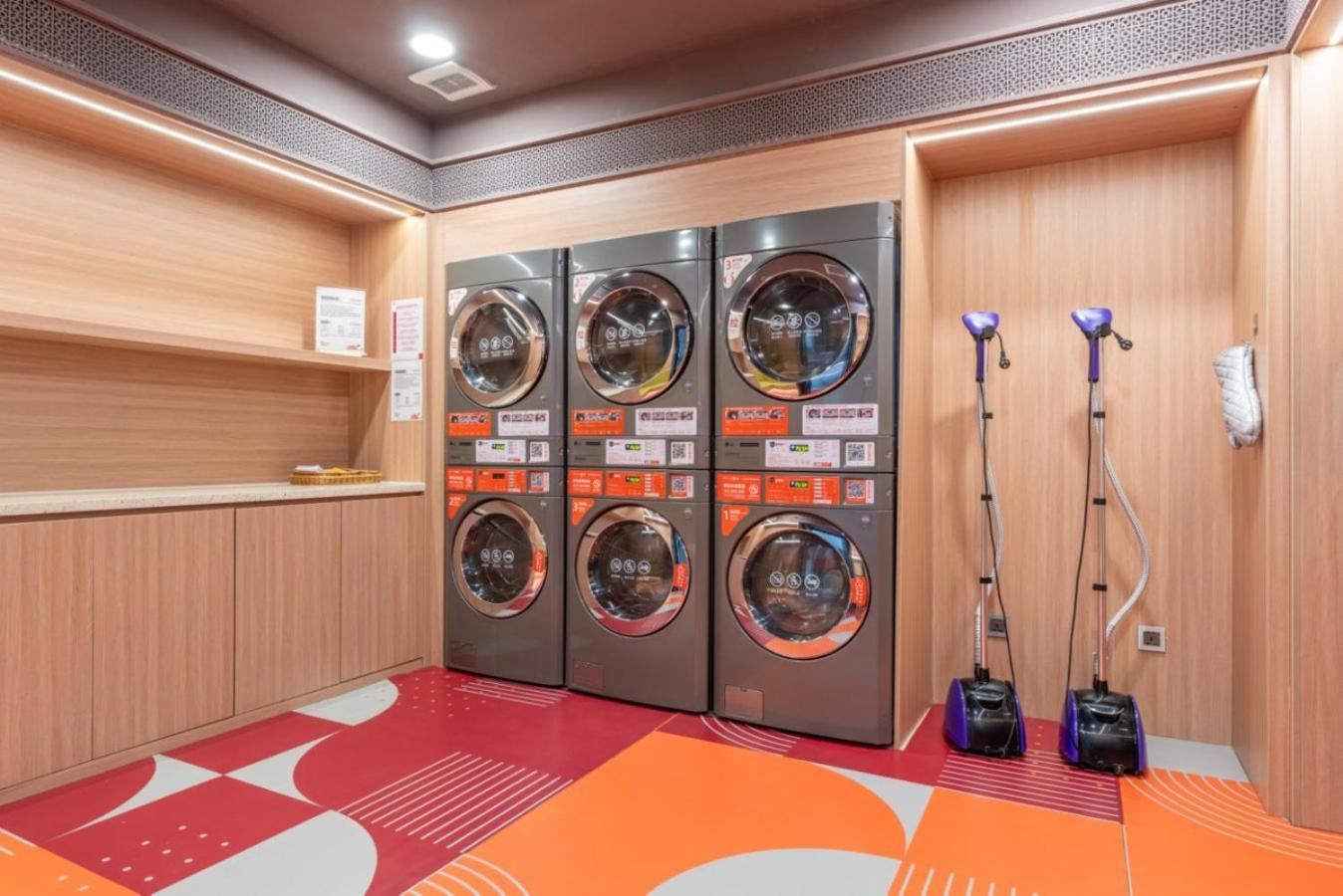 Orange Shenjiang South Road Hotel 4*