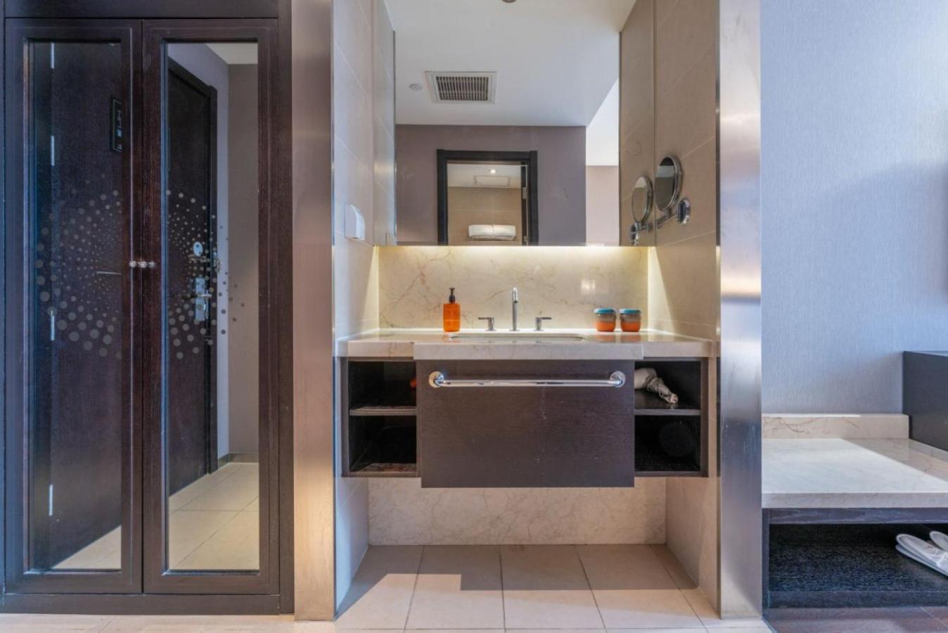 Orange Shenjiang South Road Hotel 4*
