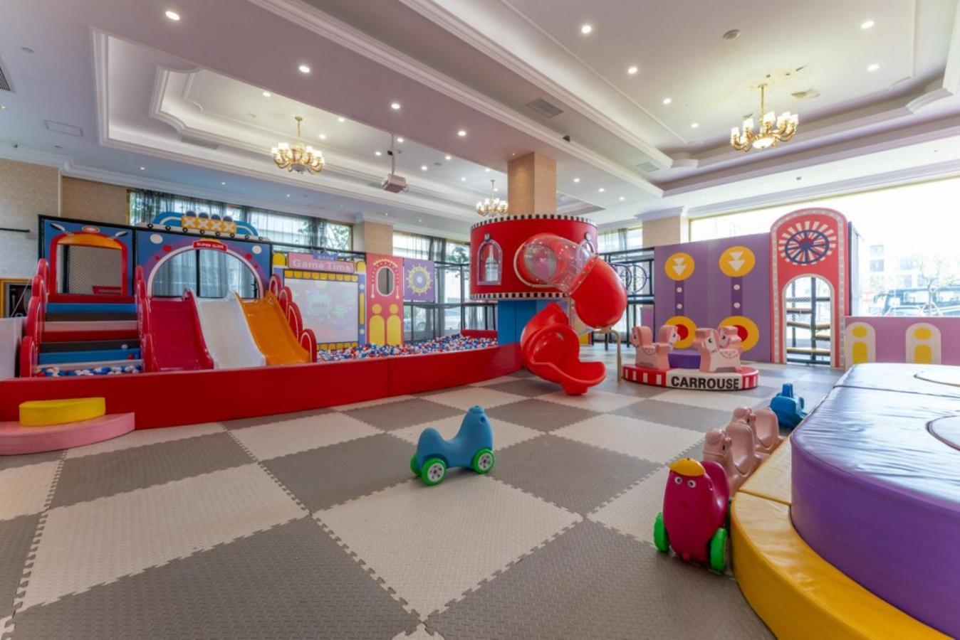 Orange Shenjiang South Road 4*